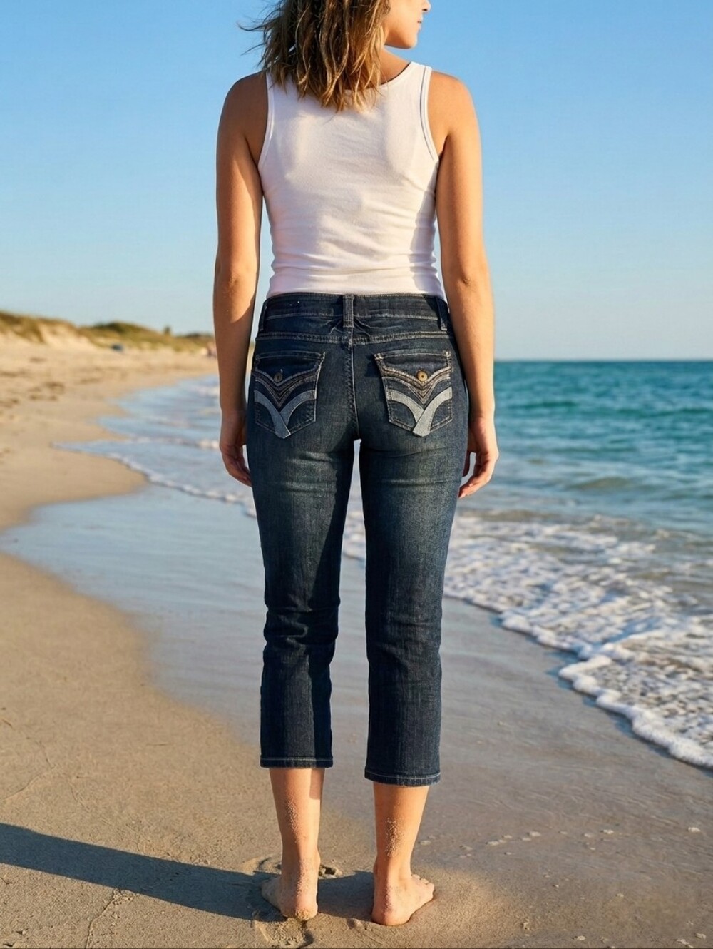 illegal Jeans Dark Wash Capri size 7